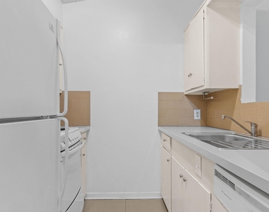 1905 Fairlawn Ln Ln - Photo Thumbnail 10