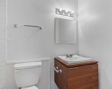 1905 Fairlawn Ln Ln - Photo Thumbnail 18