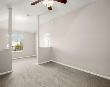 14901 Nuttall Dr - Photo Thumbnail 17