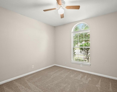 14901 Nuttall Dr - Photo Thumbnail 19