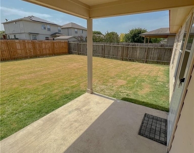 325 Altamont St - Photo Thumbnail 23