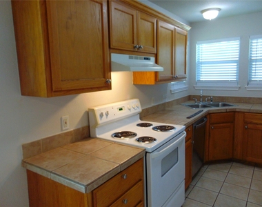 3 Sunset Cir - Photo Thumbnail 4