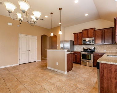 118 Wallin Farms Dr - Photo Thumbnail 5
