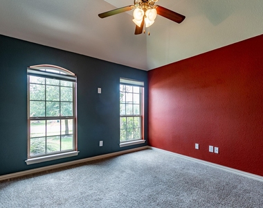 118 Wallin Farms Dr - Photo Thumbnail 13