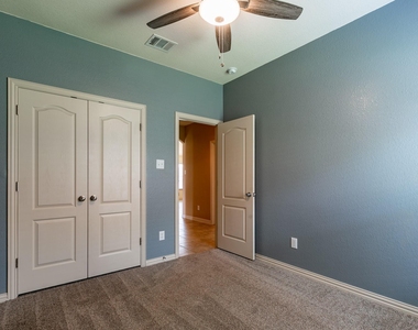 118 Wallin Farms Dr - Photo Thumbnail 14