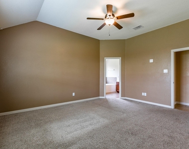 118 Wallin Farms Dr - Photo Thumbnail 20