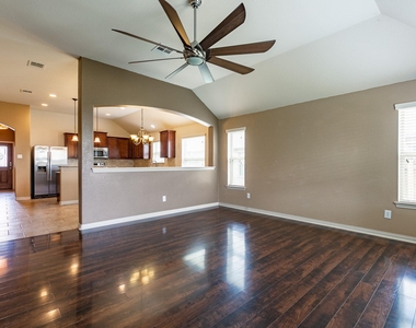 118 Wallin Farms Dr - Photo Thumbnail 7