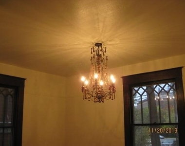 302 E 30th St - Photo Thumbnail 2