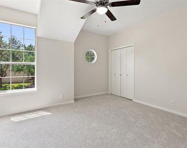 3811 Standfield Ct - Photo Thumbnail 15