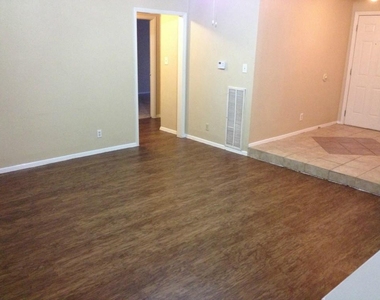 7100 Meadow Run - Photo Thumbnail 3