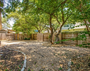 1314 Brighton Bend Ln - Photo Thumbnail 16