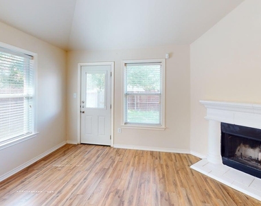 2816 Mission Tejas Dr - Photo Thumbnail 1