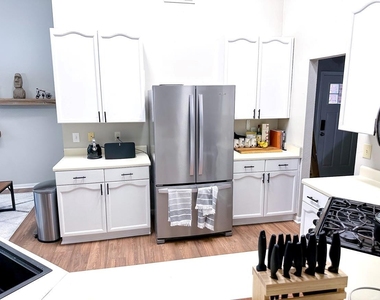 11321 Avering Ln - Photo Thumbnail 6