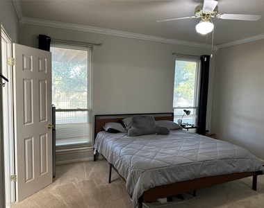 11321 Avering Ln - Photo Thumbnail 27