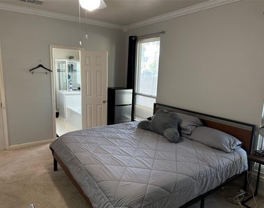11321 Avering Ln - Photo Thumbnail 28