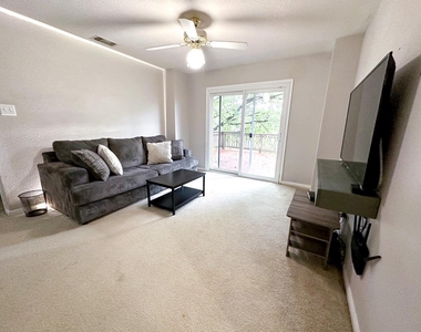 11321 Avering Ln - Photo Thumbnail 11