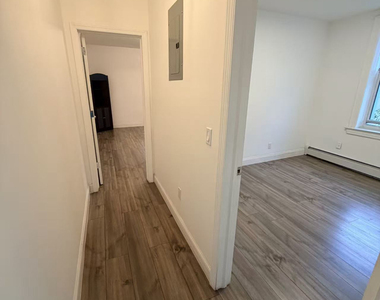 2571 West 16th Street - Photo Thumbnail 1