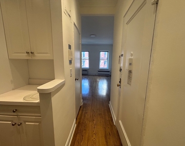 East 83rd street - Photo Thumbnail 2