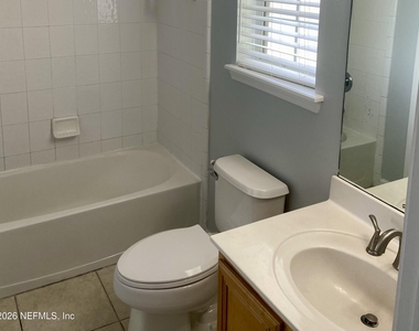 561 Upper 8th Avenue S - Photo Thumbnail 13