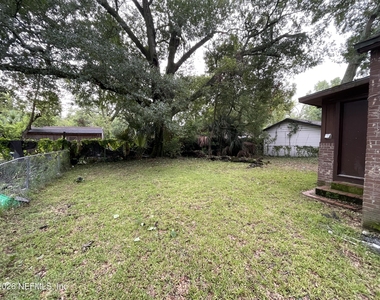 273 Day Avenue - Photo Thumbnail 13