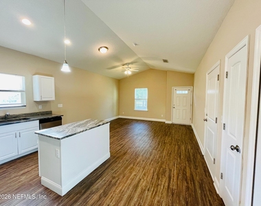 6633 Osceola Street - Photo Thumbnail 3