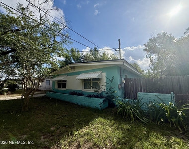 4721 E Castlewood Drive - Photo Thumbnail 19