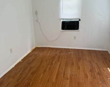 125 Tanner Terrace - Photo Thumbnail 8
