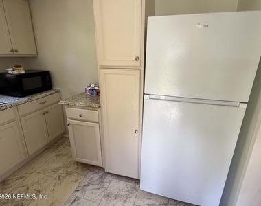 125 Tanner Terrace - Photo Thumbnail 4