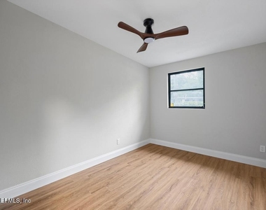1012 Beckner Avenue - Photo Thumbnail 27