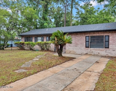 1012 Beckner Avenue - Photo Thumbnail 1