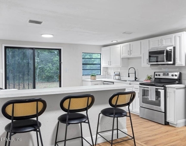 1012 Beckner Avenue - Photo Thumbnail 12