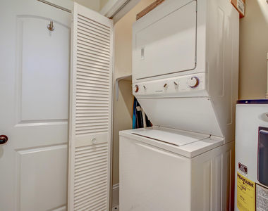 3868 Herschel Street - Photo Thumbnail 7