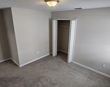 39 Starnberg Court - Photo Thumbnail 21