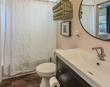 3885 Valencia Road - Photo Thumbnail 7