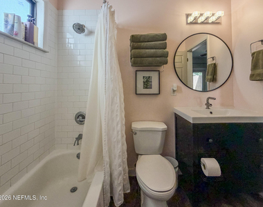 3885 Valencia Road - Photo Thumbnail 8