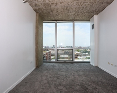 1845 S Michigan Avenue - Photo Thumbnail 9