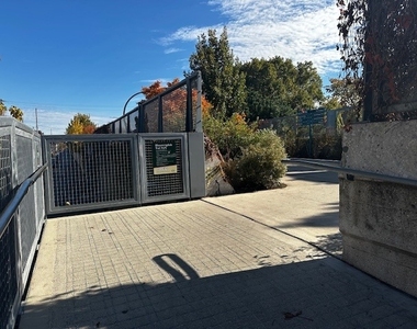 1729 N Fairfield Avenue - Photo Thumbnail 12