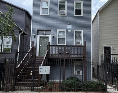 1729 N Fairfield Avenue - Photo Thumbnail 19