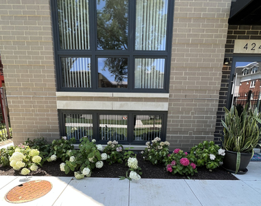 4242 N Kedvale Avenue - Photo Thumbnail 1