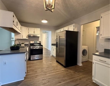 4907 October Way Nw - Photo Thumbnail 4