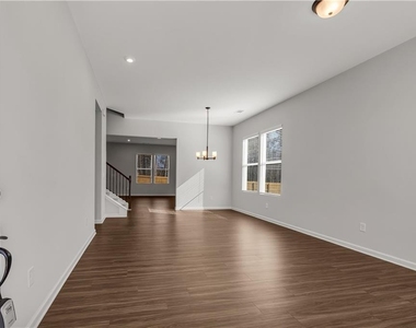 272 Brighton Bend Lane - Photo Thumbnail 7