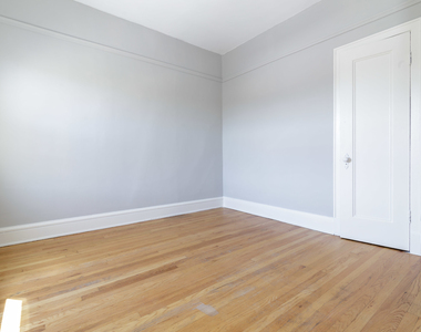 4754 N Lincoln Avenue - Photo Thumbnail 8