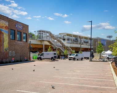 4754 N Lincoln Avenue - Photo Thumbnail 15