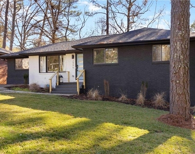 2995 Pasadena Drive - Photo Thumbnail 1