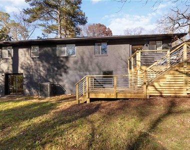 2995 Pasadena Drive - Photo Thumbnail 29