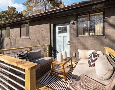 2995 Pasadena Drive - Photo Thumbnail 26