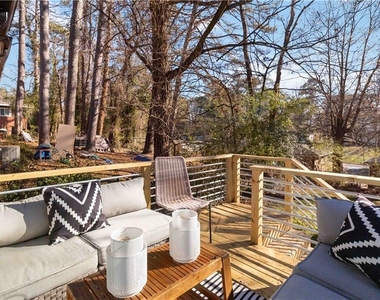 2995 Pasadena Drive - Photo Thumbnail 25