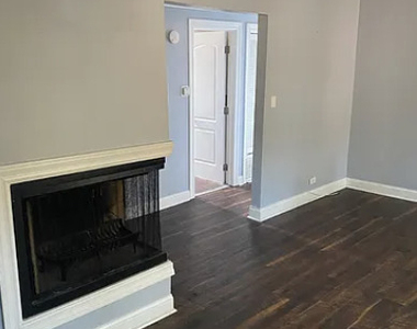 751 W California Terrace - Photo Thumbnail 2