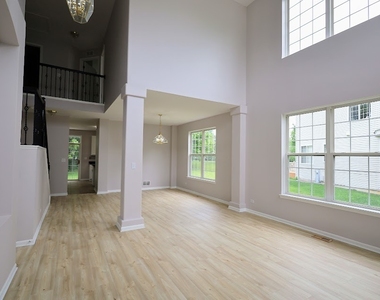 771 S Sienna Drive - Photo Thumbnail 4