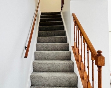 1486 W Jefferson Avenue - Photo Thumbnail 9